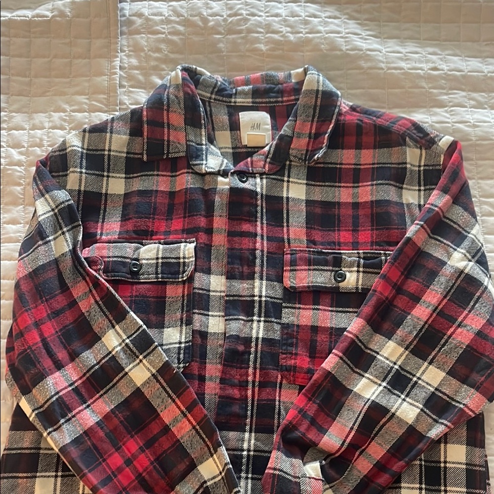 H&M Red and Black Checkered Shirt Men’s Medium